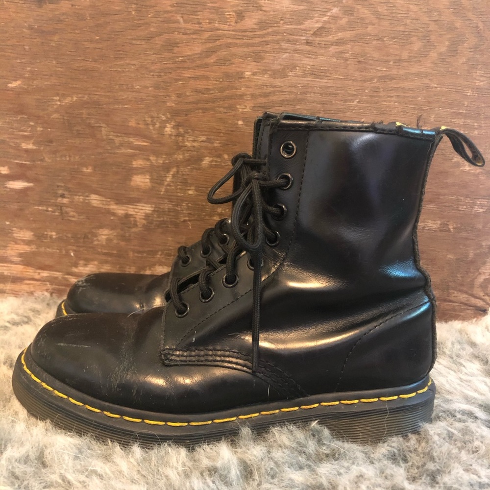 Dr. Marten Classic Black Boot